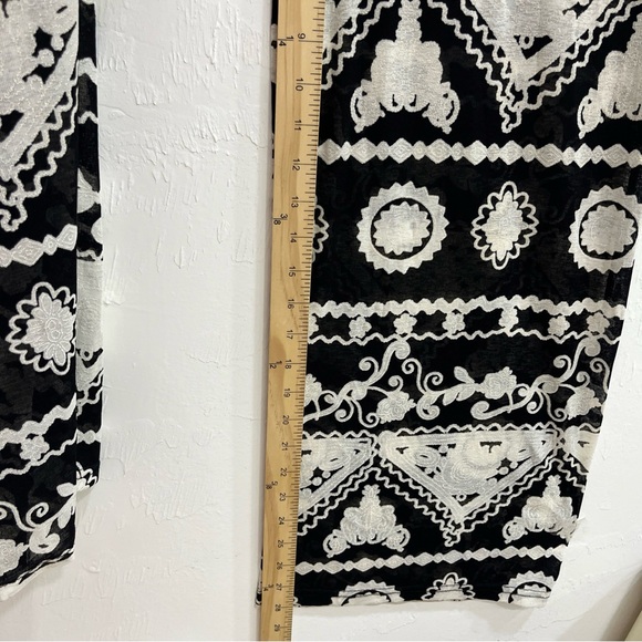 Women's‎ Black Bohemian Pants with Black and White Tapestry Design Wide Legs S/M - Picture 10 of 11